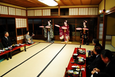 お茶屋遊び